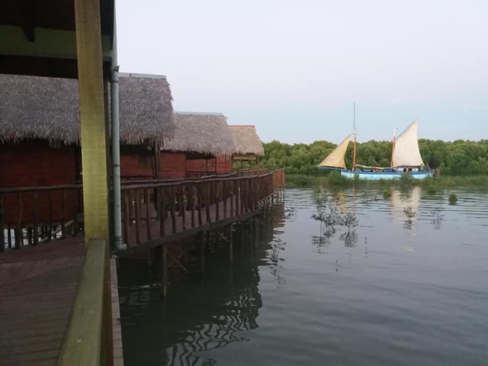 La Capannina Chez Lea Hotell Morondava Exteriör bild