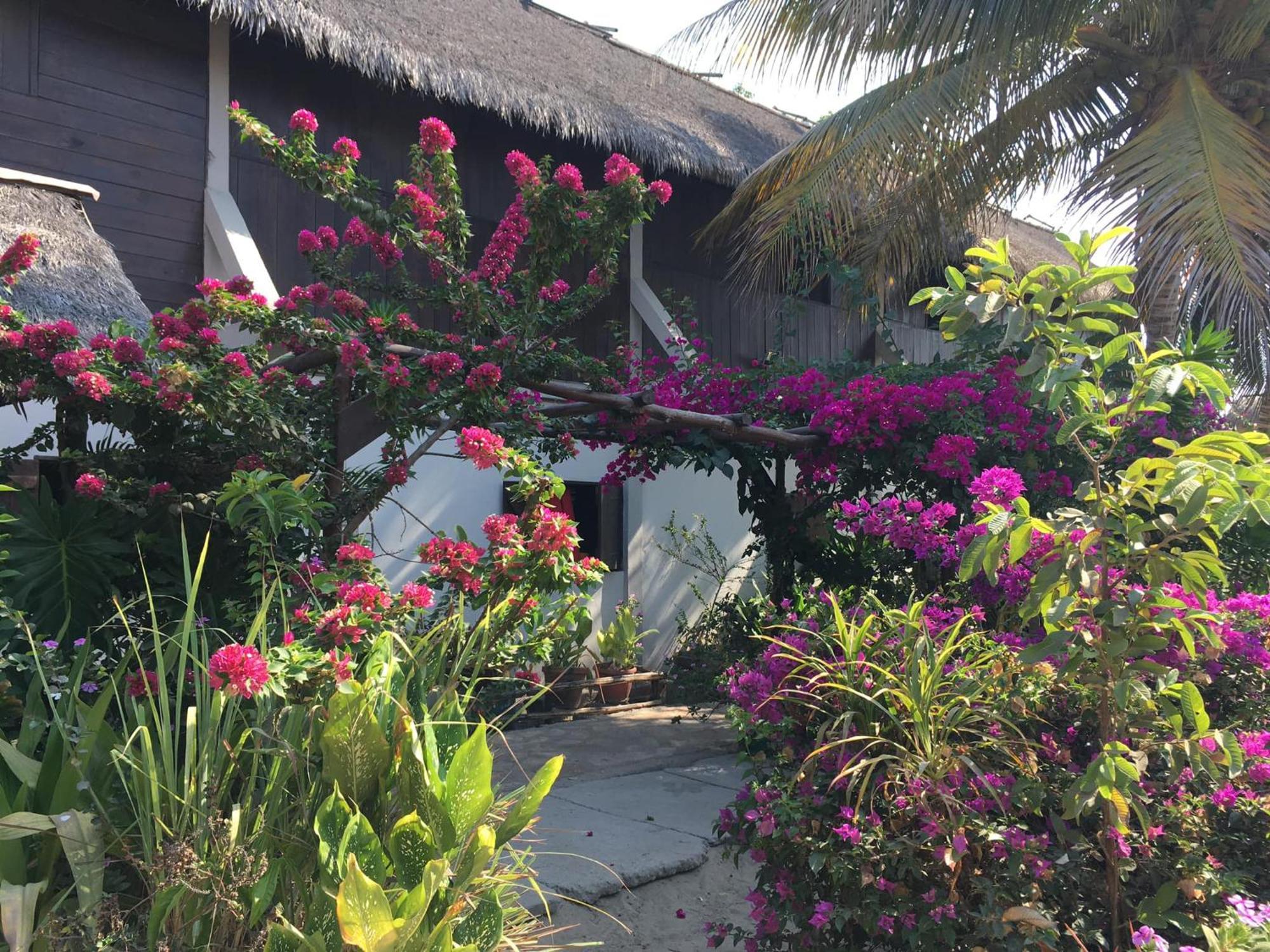La Capannina Chez Lea Hotell Morondava Exteriör bild